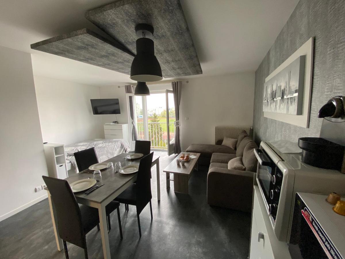 Appartement Du Val De Loire Tours Bagian luar foto